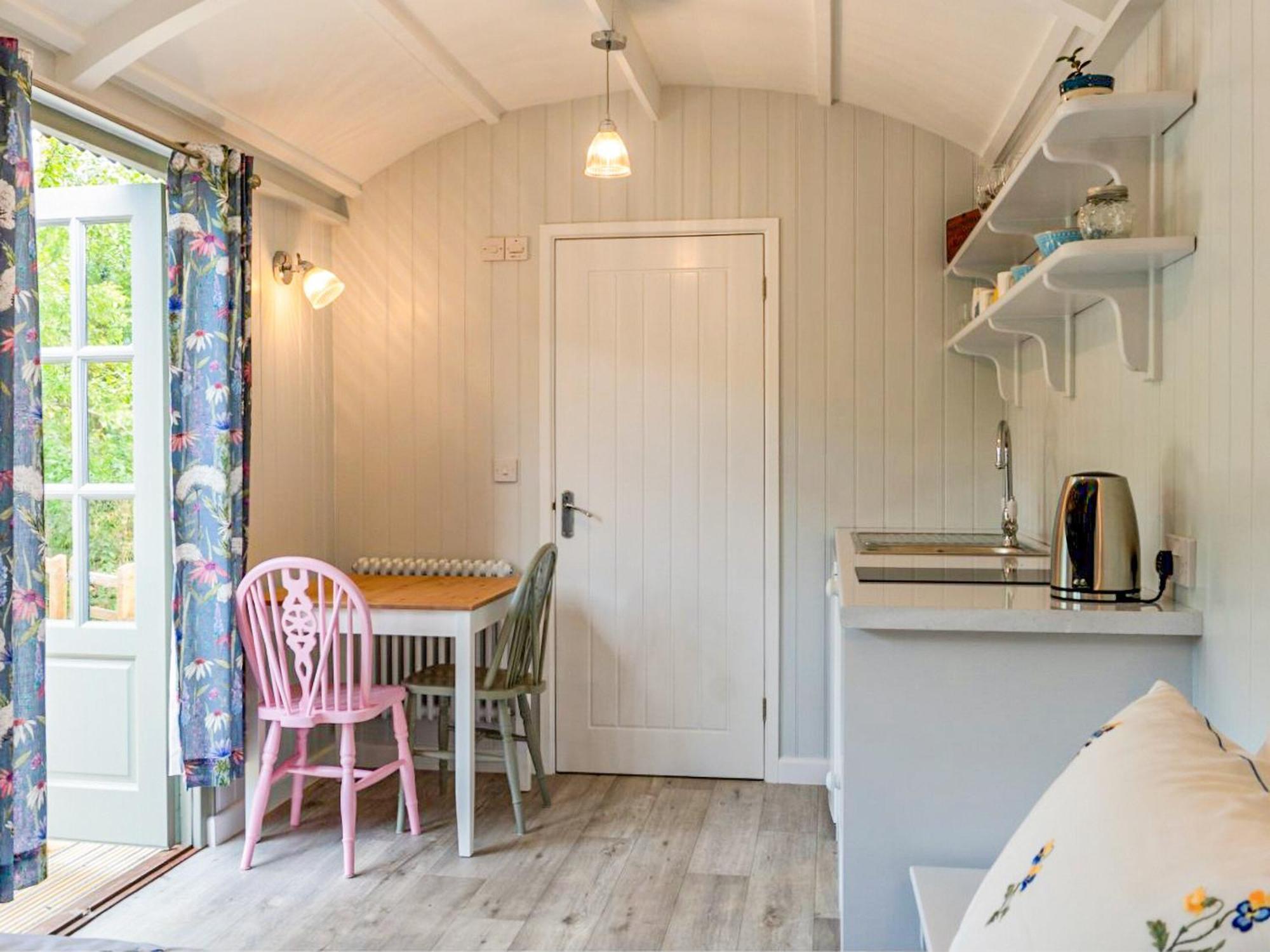 Fig Tree Shepherds Hut Bridport Zewnętrze zdjęcie